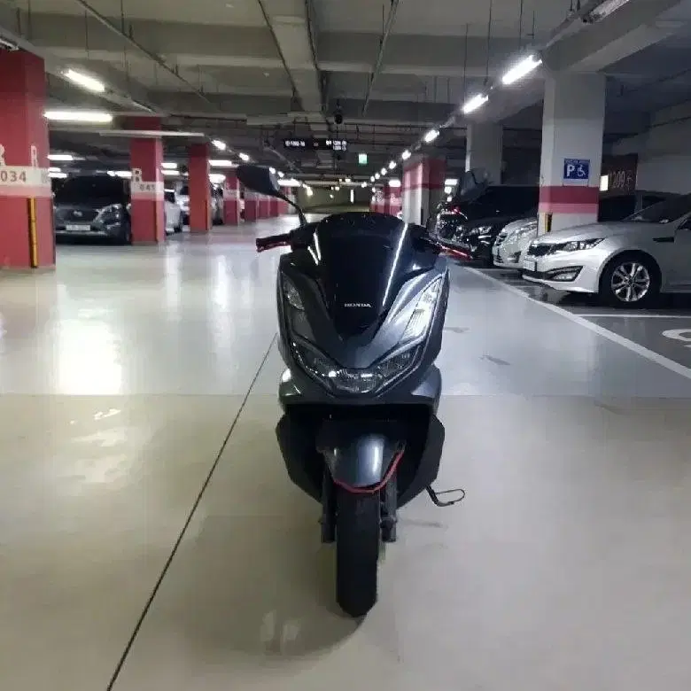 Pcx125ABS 21년식 바이크 판매합니다.