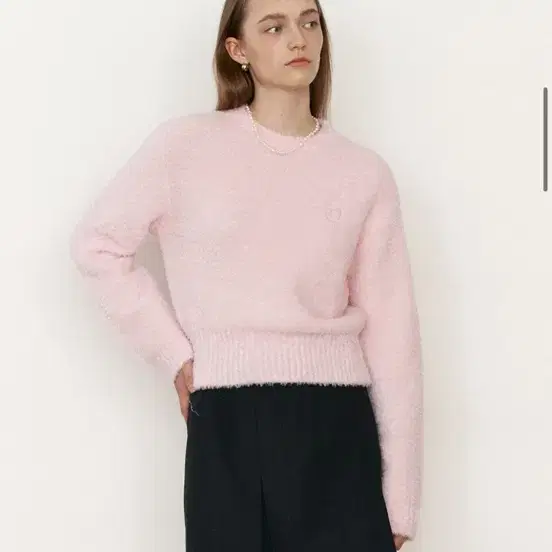 로라로라 CREW NECK CROP KNIT PINK