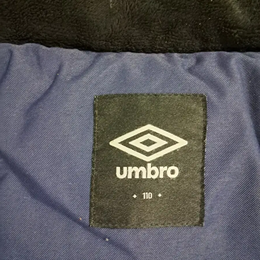 [UMBRO] 엄브로 아웃포켓 다운 자켓 110