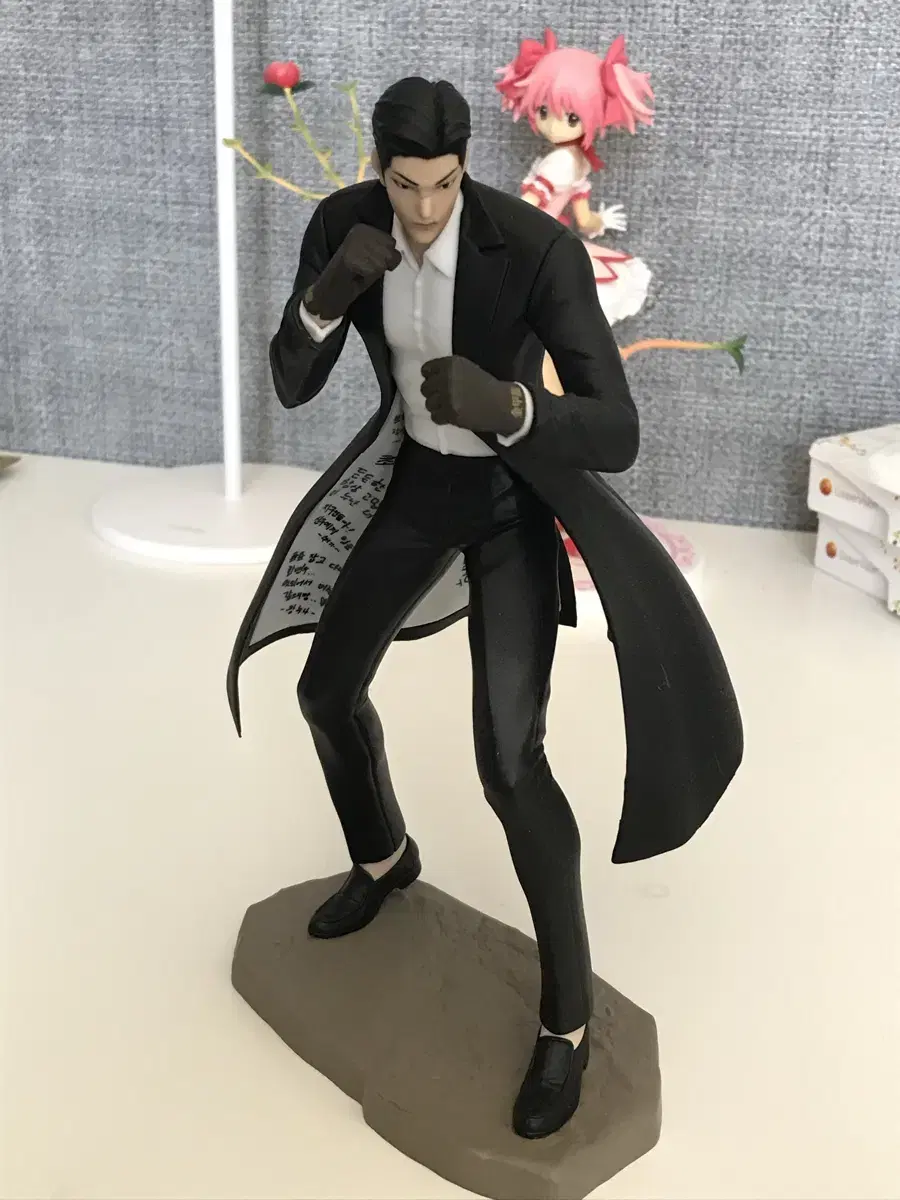 Unsealed figure of Kim Ki-myung, who values appearance above all else