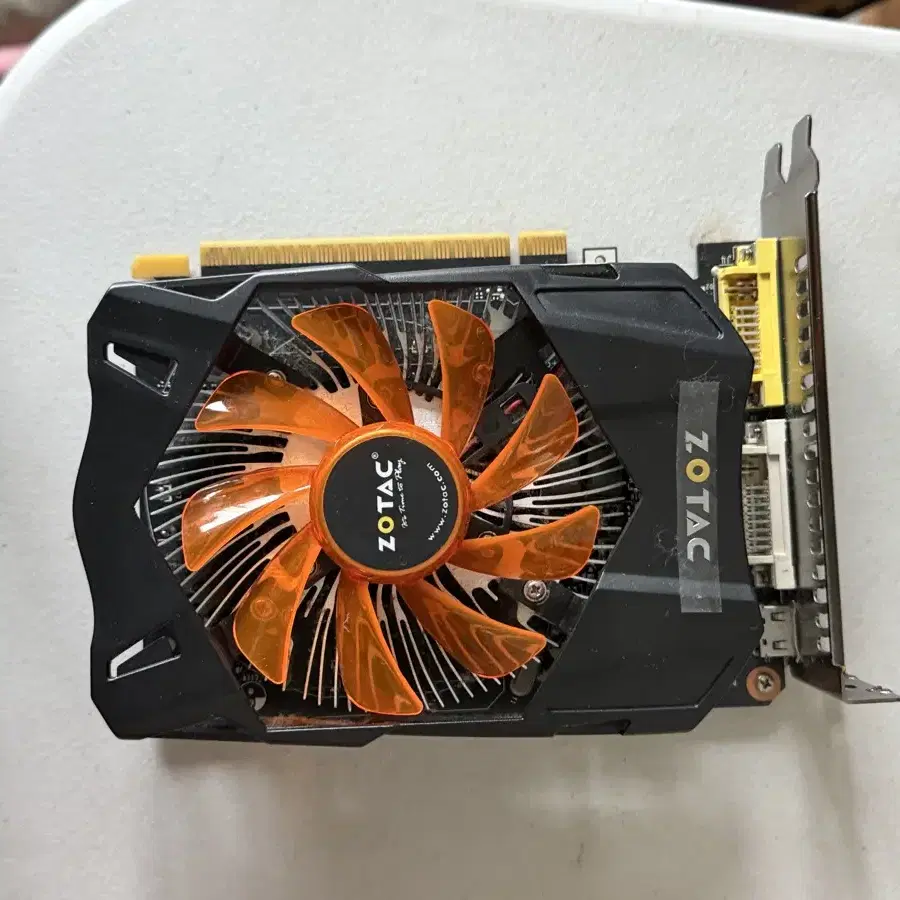 ZOTAC GTX 750 Ta IGB DORS 그래픽카드