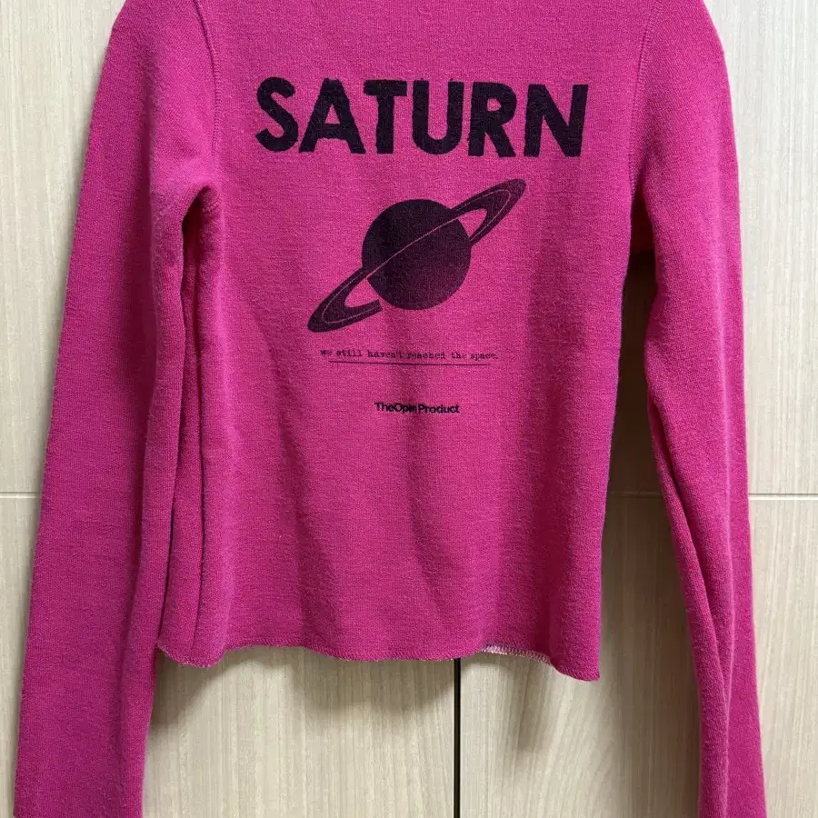 더오픈프로덕트 Open yy Saturn fitted top pink 1