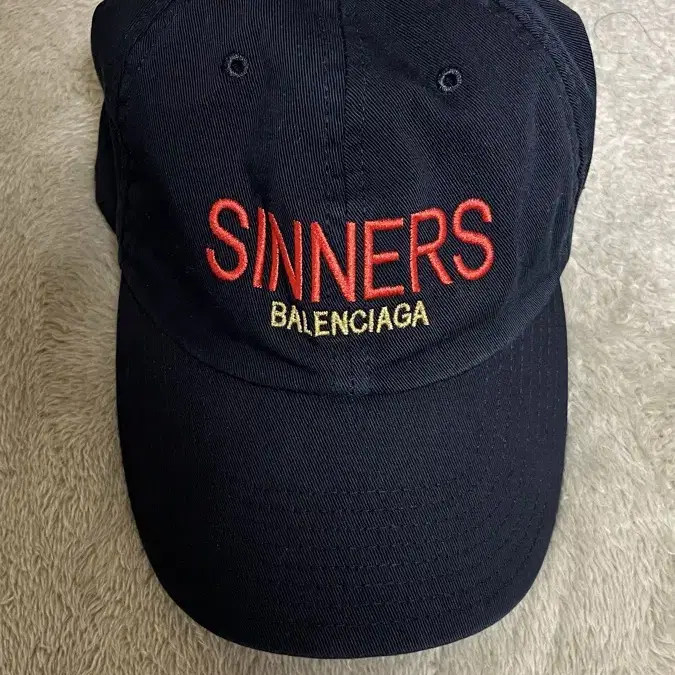 발렌시아가 시너스 SINNERS 모자 볼캡