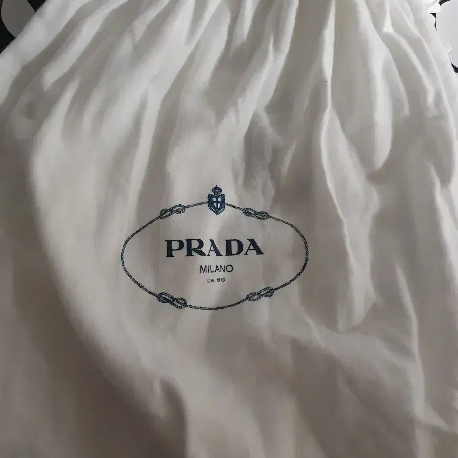 프라다 PRADA 리나일론 토트 & 크로스백