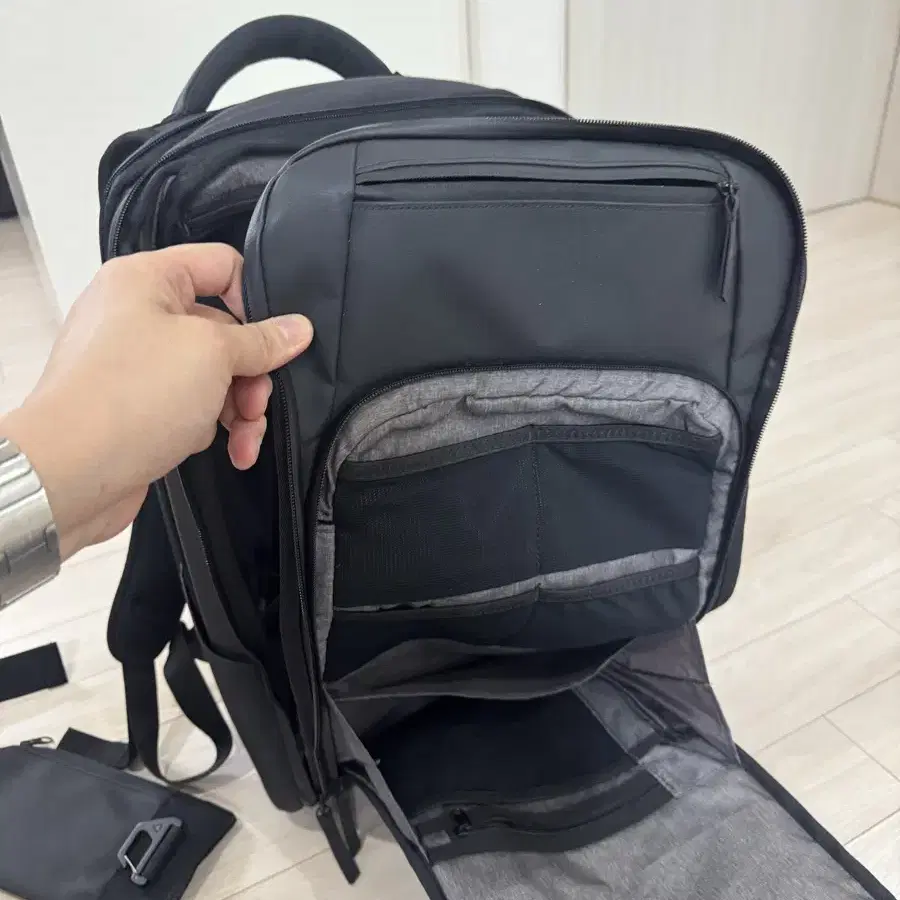 노매틱 백팩 Nomatic Backpack