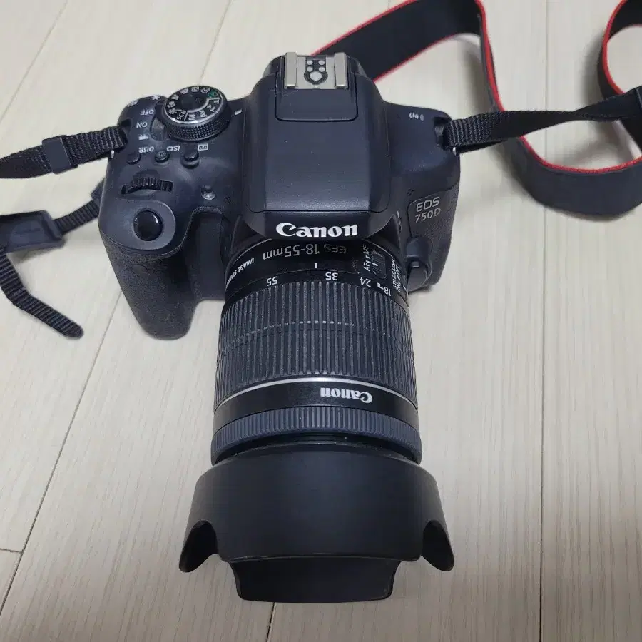 캐논 카메라 EOS 750D 와 18-55 STM 렌즈 세트