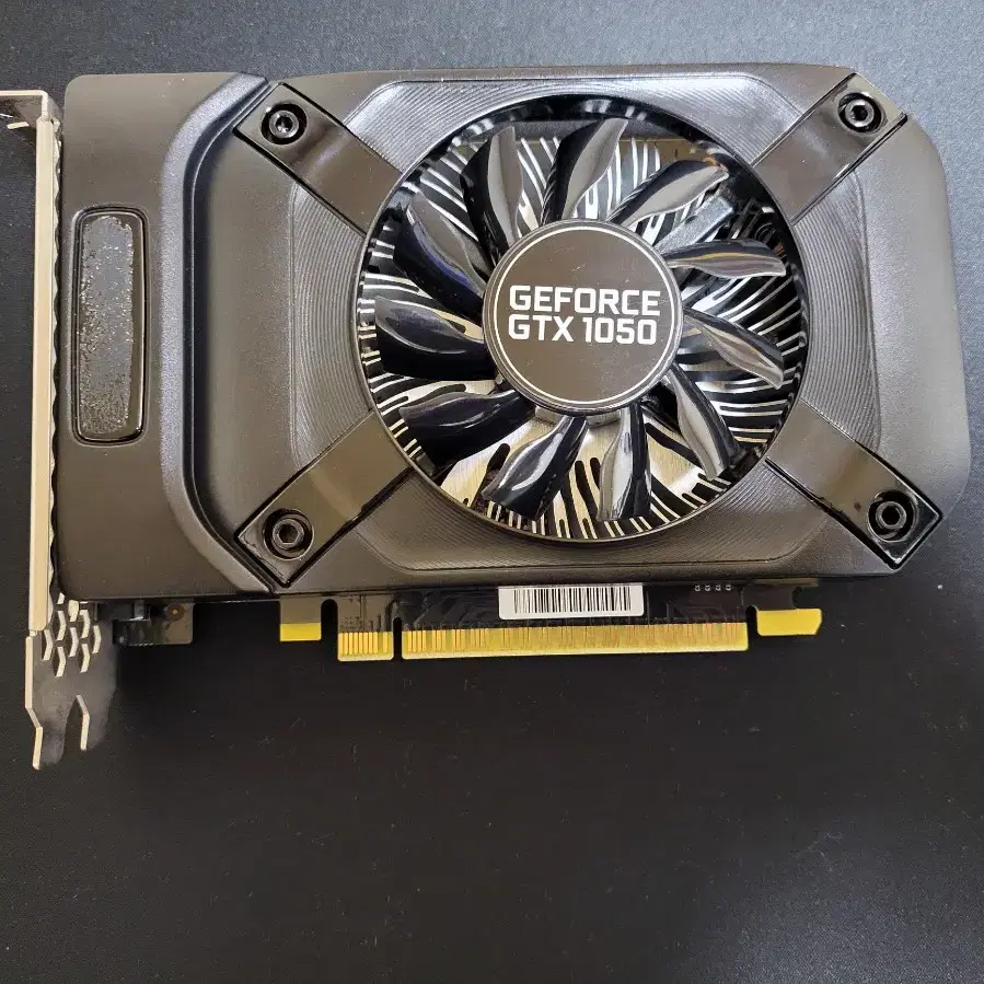 컴퓨터 그래픽카드 EMTEK GTX1050 2GB