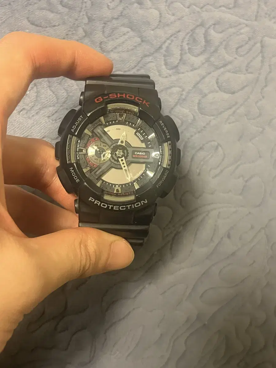 지샥 G-SHOCK 남성우레탄시계 빅페이스 GA-110