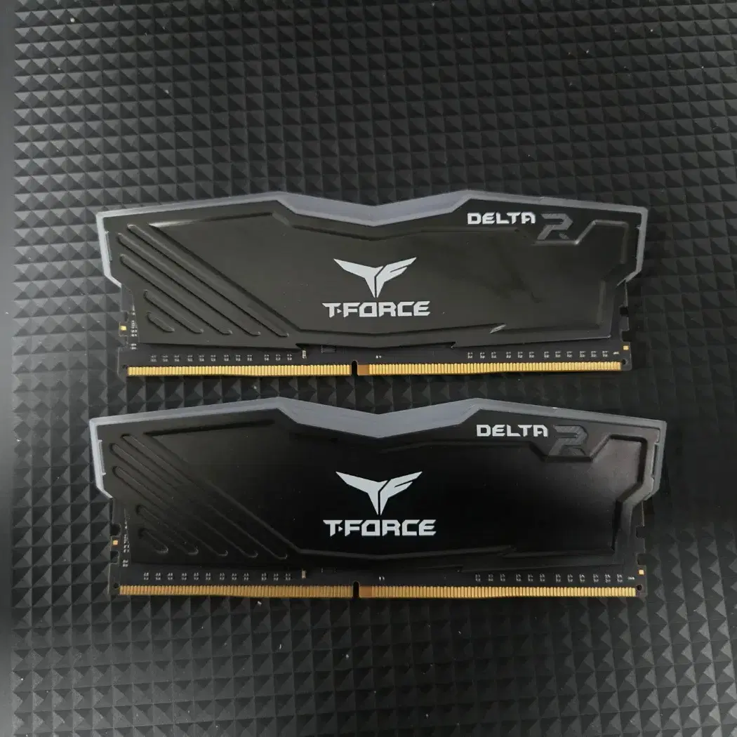 T-FORCE DDR4 32gb 팝니다.