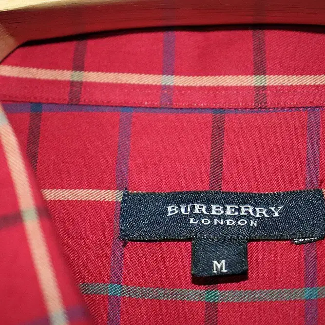 Burberry 버버리 M