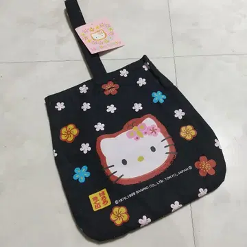 새상품 헬로키티가방