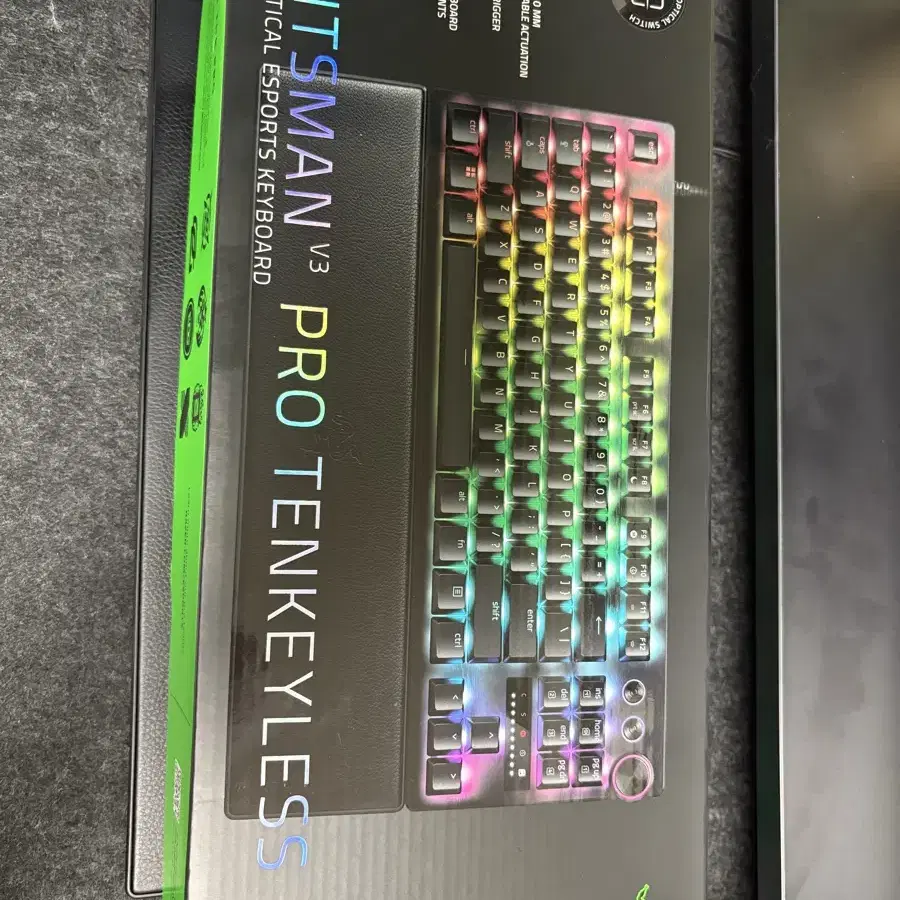 레이저 헌츠맨 V3 pro tkl