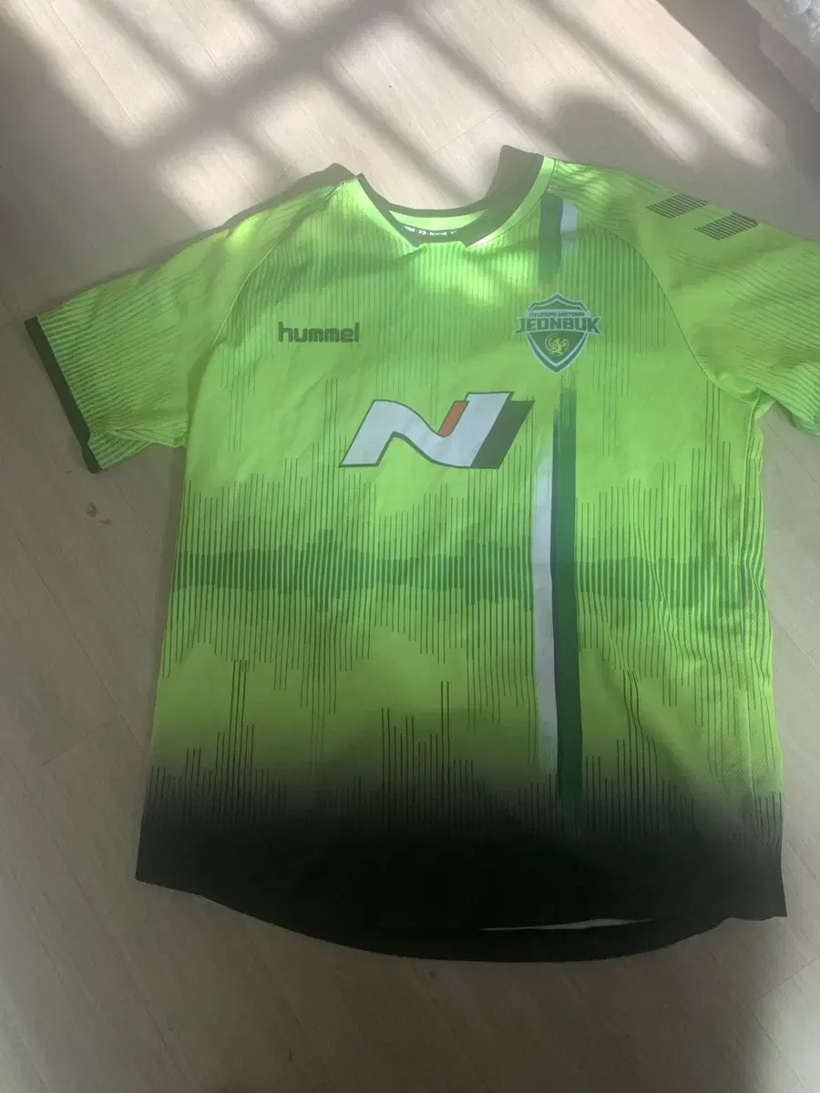 Jeonbuk Hyundai's Kim Bo-kyung jersey for sale