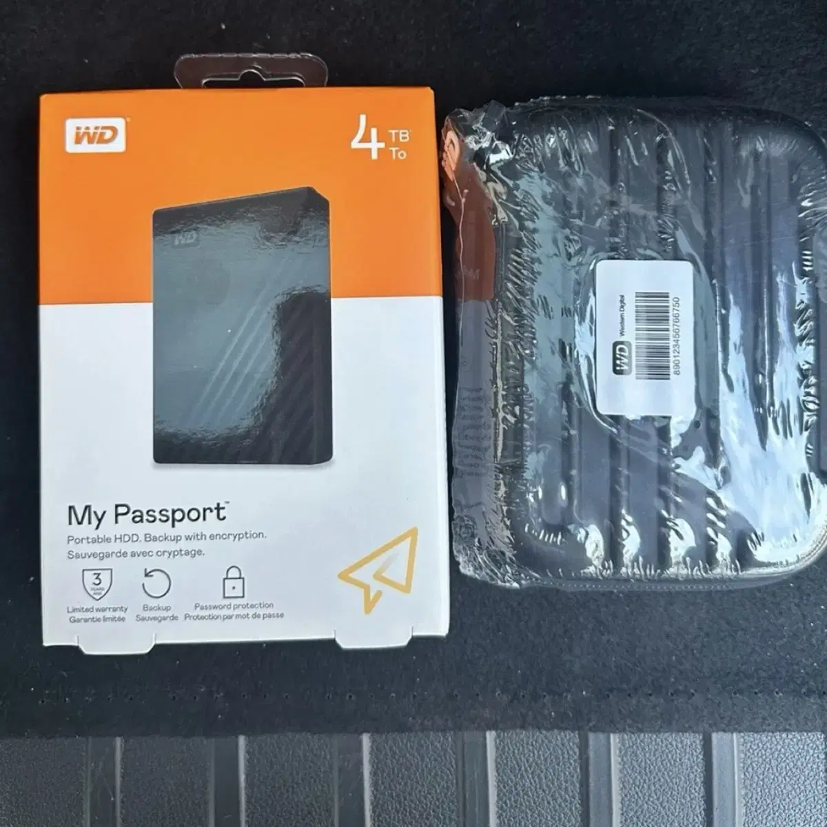 [미개봉 새상품]WD My Passport 4TB 외장하드 판매