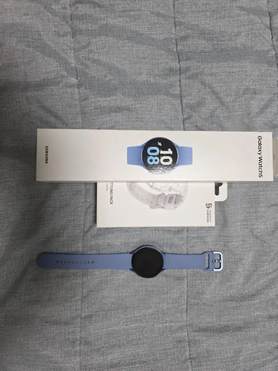 Galaxy Watch 5 LTE self-sufficiency I hardly used it. Sold for 100,000 won