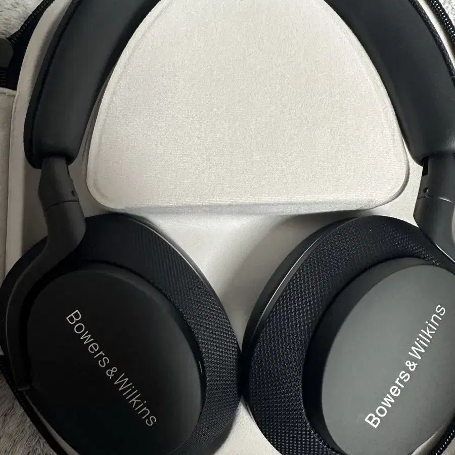 바워스앤윌킨스 Bowers & Wilkins px7 s2 판매