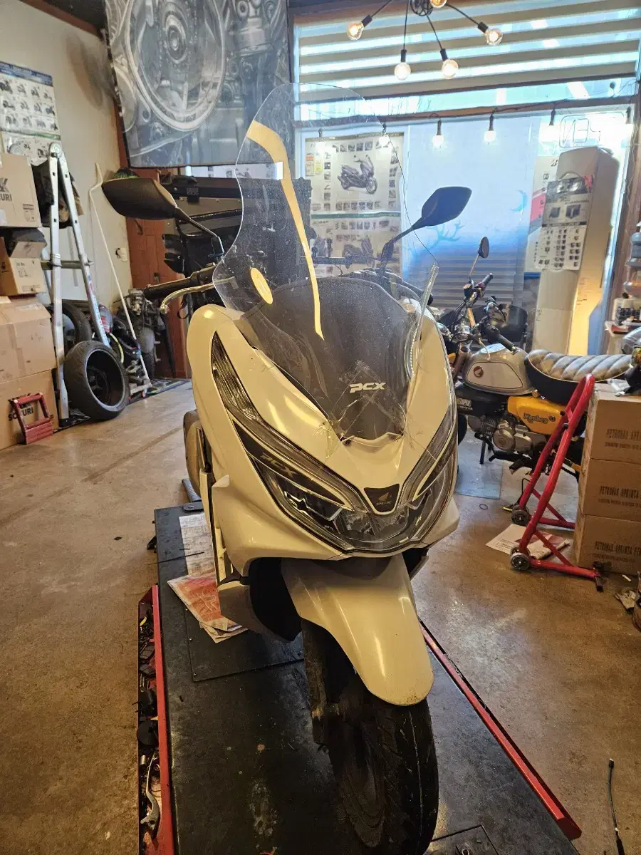 pcx125 20년식 더뉴pcx 25000km대