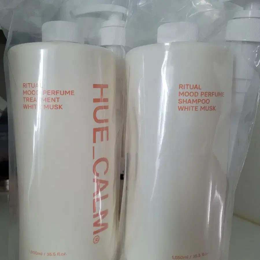 [새상품] 휴캄 퍼퓸 샴푸1050ml+트리트먼트1050ml