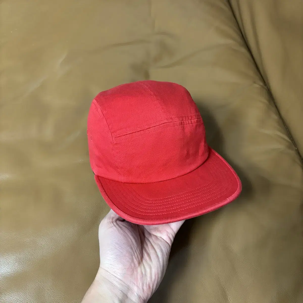 Supreme 슈프림 레드 캠프캡 모자 (Back Logo Red)