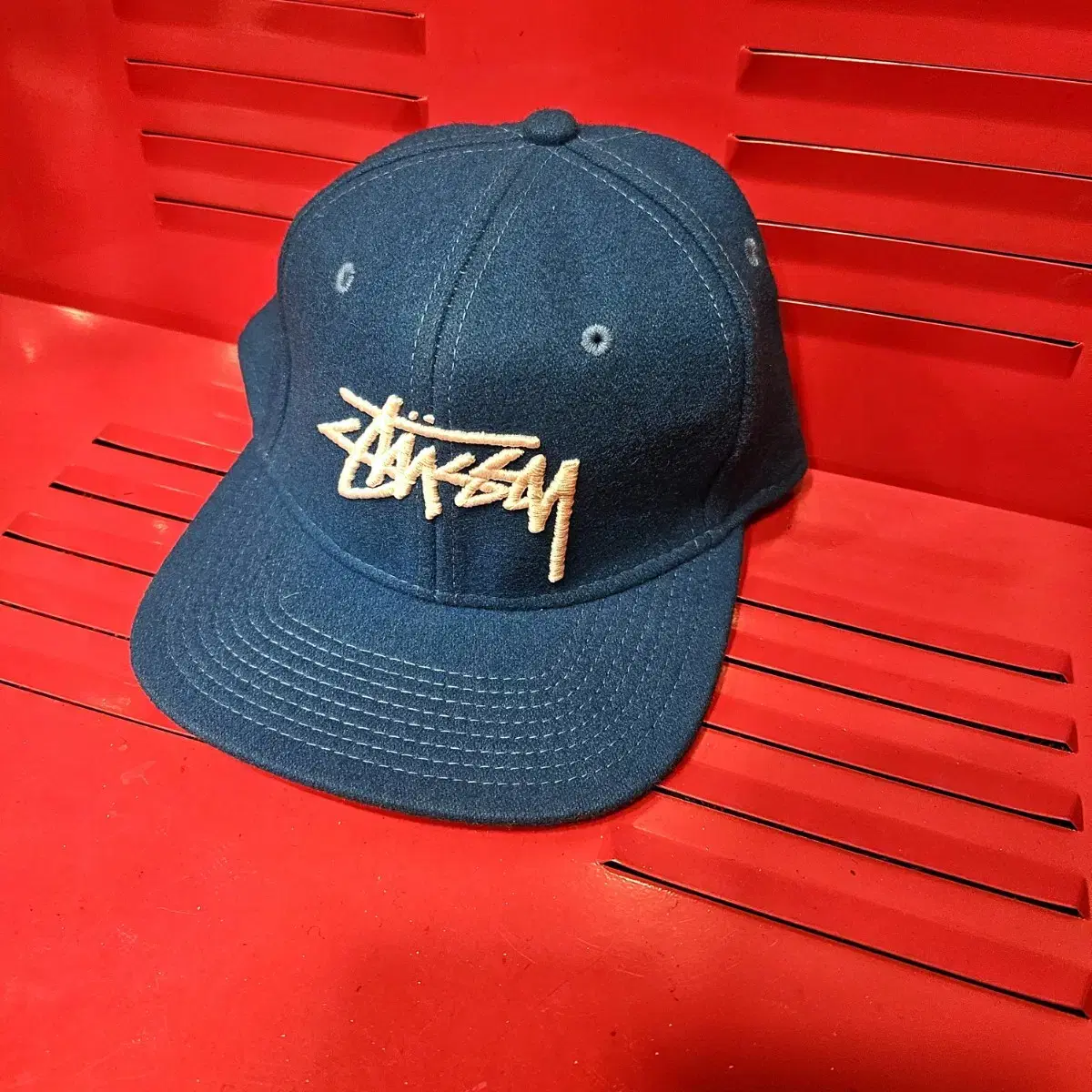 스투시(STUSSY) 빅로고 스냅백 Free