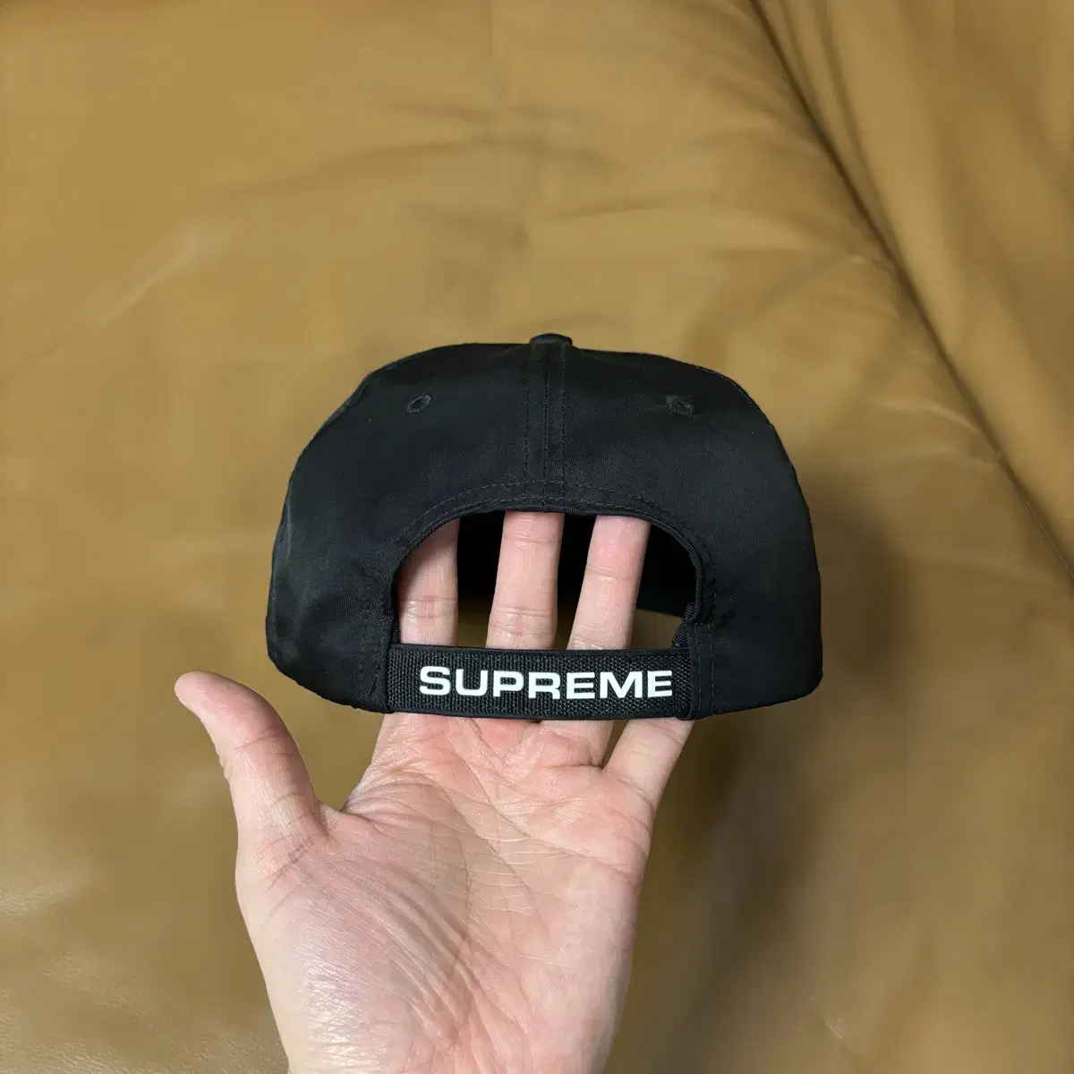 Supreme 슈프림 블랙 6패널 볼캡 모자 (Black)