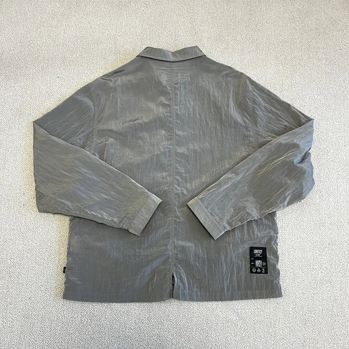 크리틱 POLY ZIP-UP 코치 자켓 Gray