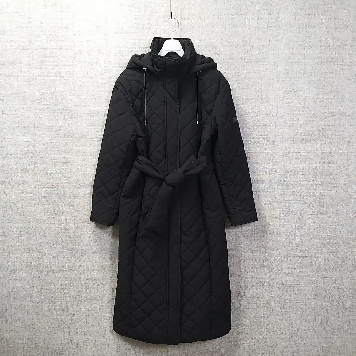 15. DKNY All Black Quilted Hooded Long Padded Women's XS