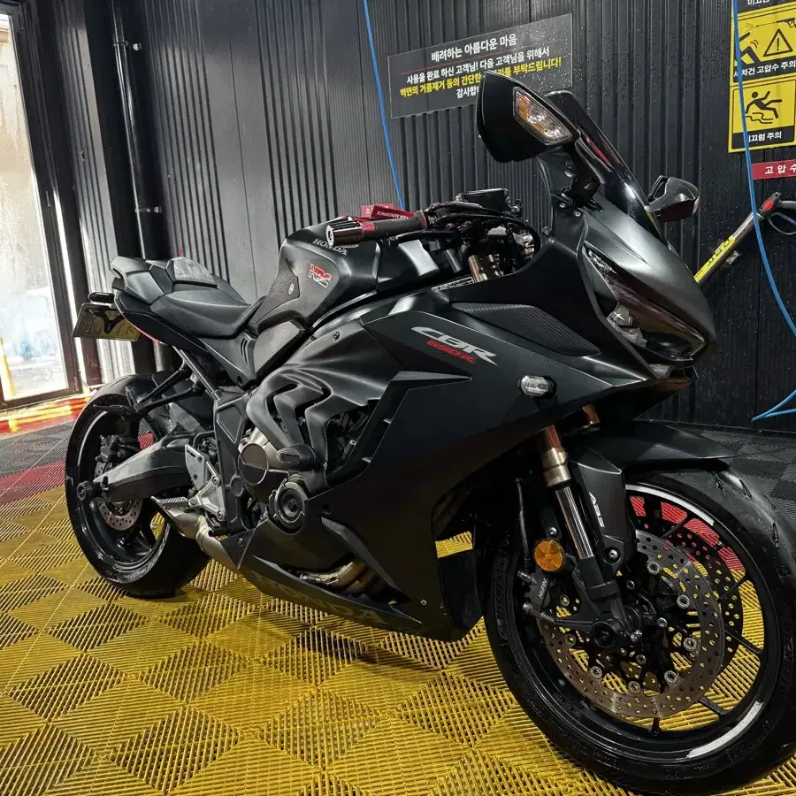 Cbr650r