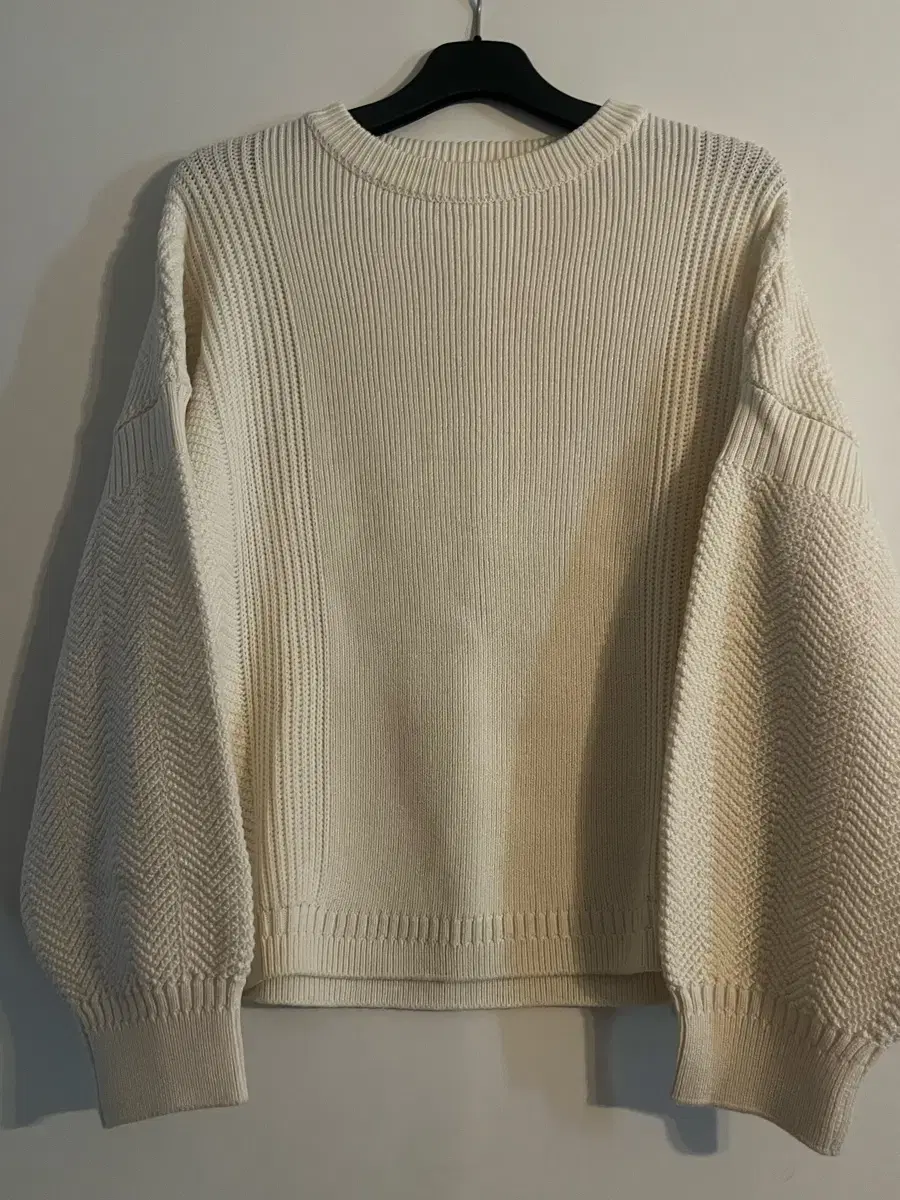 비긴 202 니트 Laima Pullover Knit 베이지-3