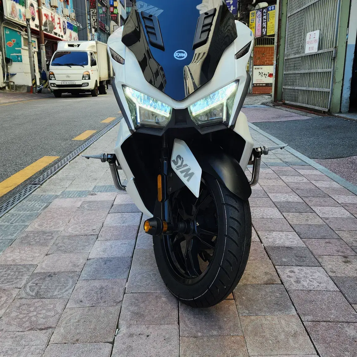 부산 센터판 S급  SYM VSX125 (22년식) 판매합니다.