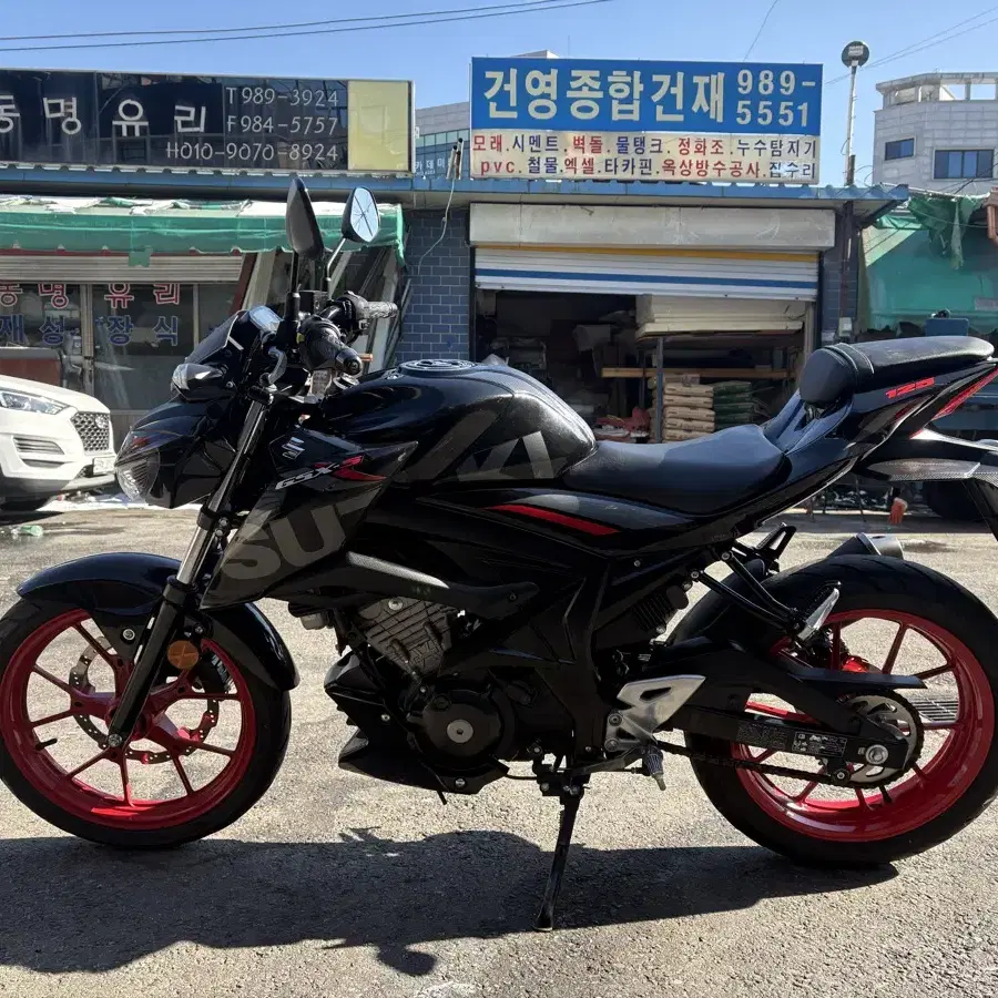 서울 스즈키 GSX-S 125 19년식 상태양호 차량 팔아요