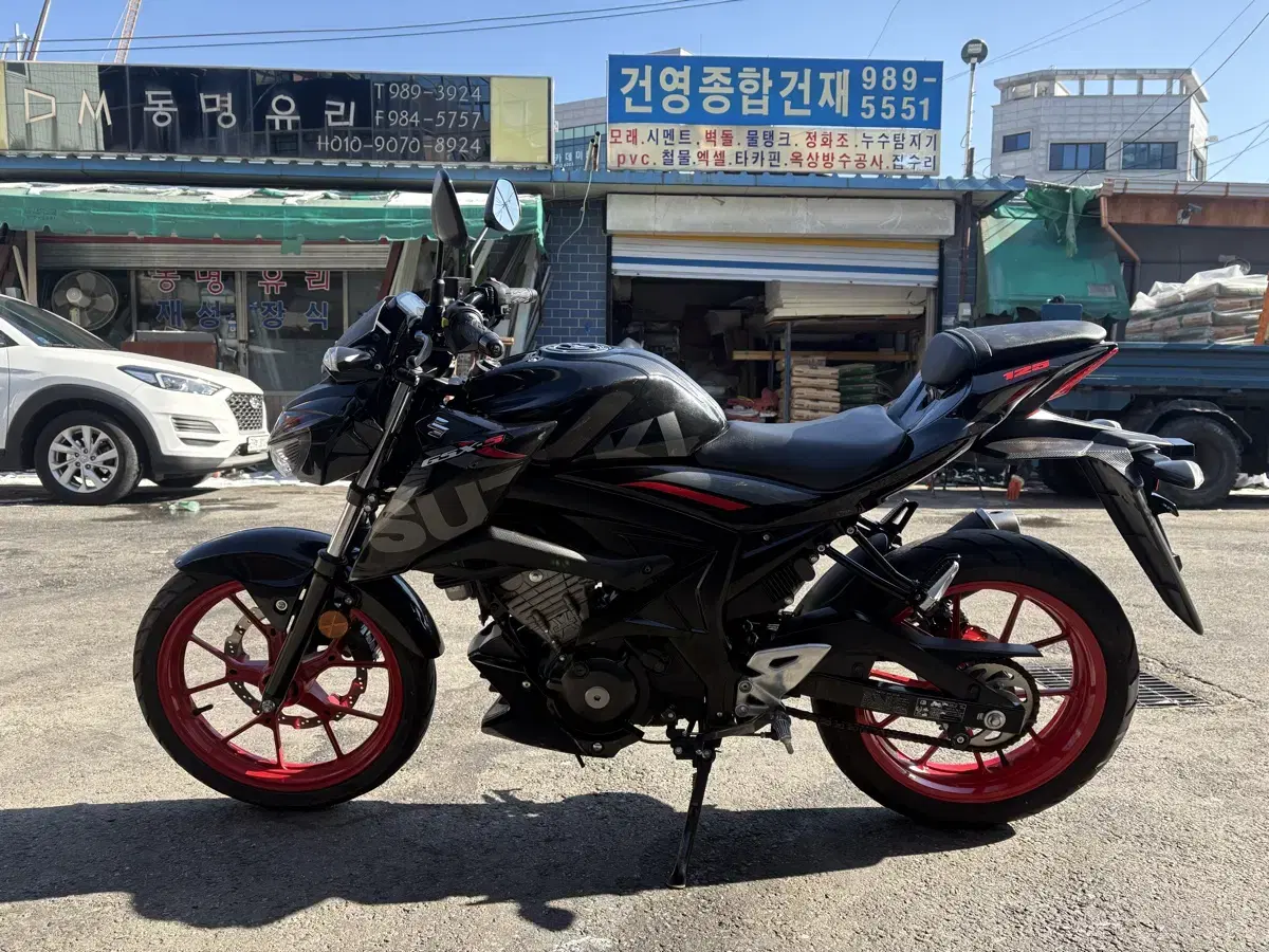 서울 스즈키 GSX-S 125 19년식 상태양호 차량 팔아요