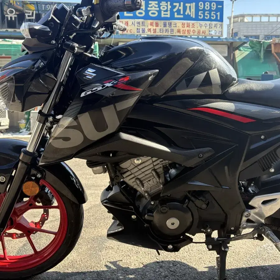 서울 스즈키 GSX-S 125 19년식 상태양호 차량 팔아요