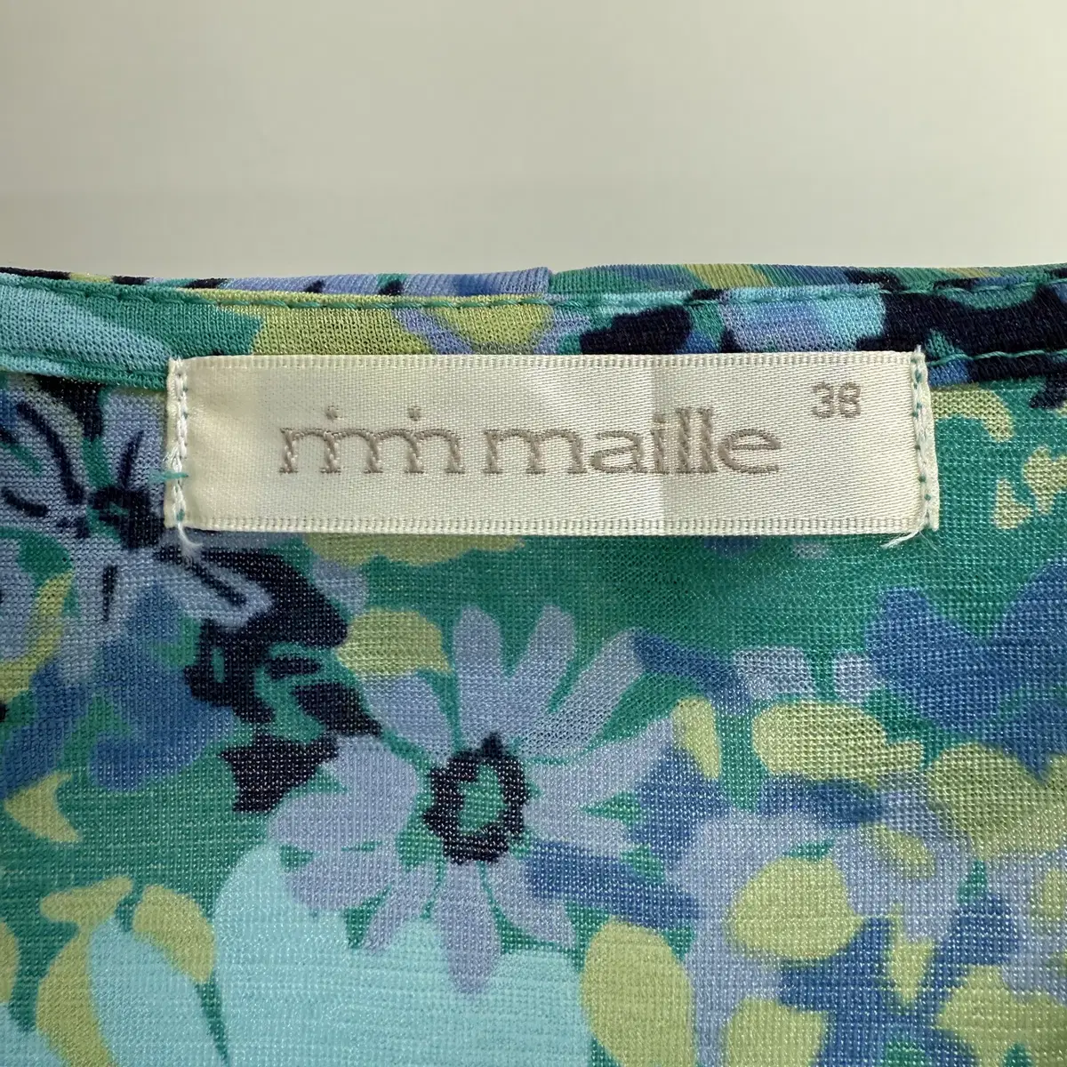 MM MAILLE 븡우 플라워 블라우스 (Made in Japan)