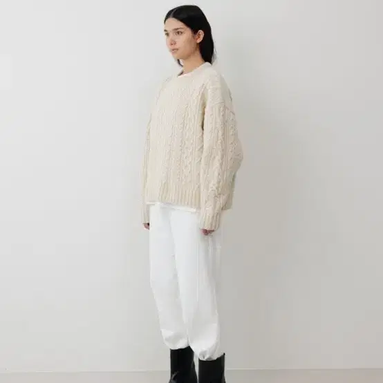 내세서리 Shetland Wool Cable Knit (Cream)