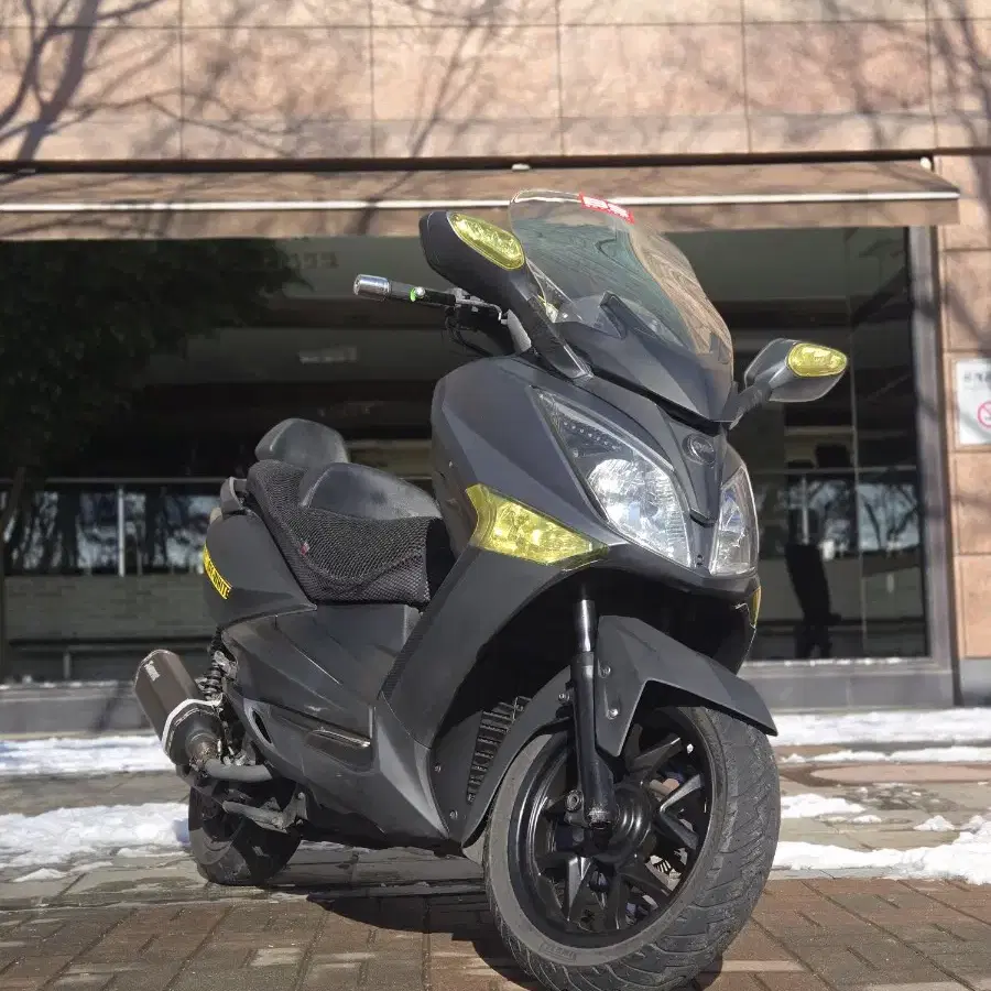 300cc 스쿠터 조이맥스300i abs(포르자.xmax)