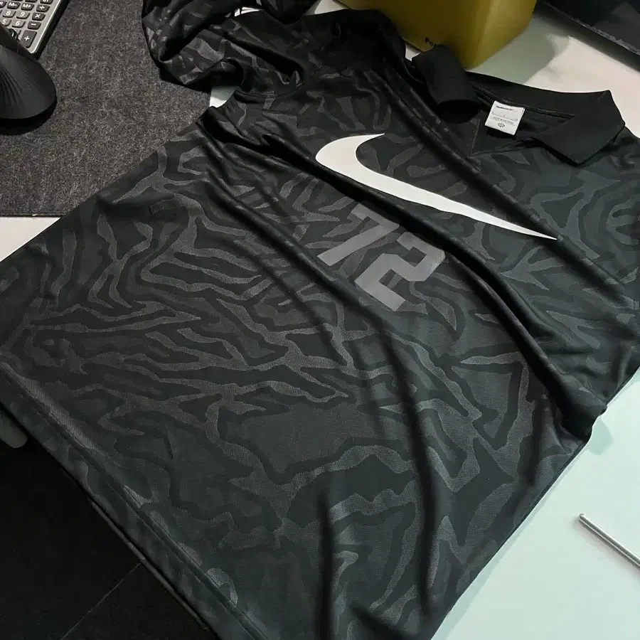 NIKE TREND TOP LS (S)