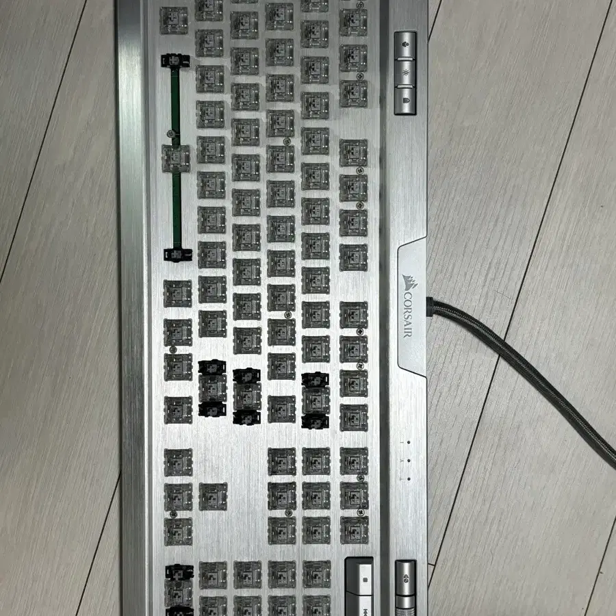 커세어 k70 mk2 은축 se