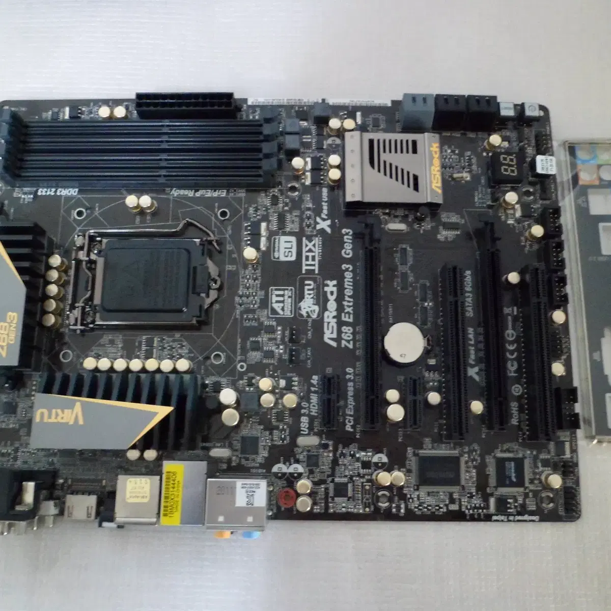 인텔1155소켓 ASROCK Z68 EXTREME3 GEN3 메인보드