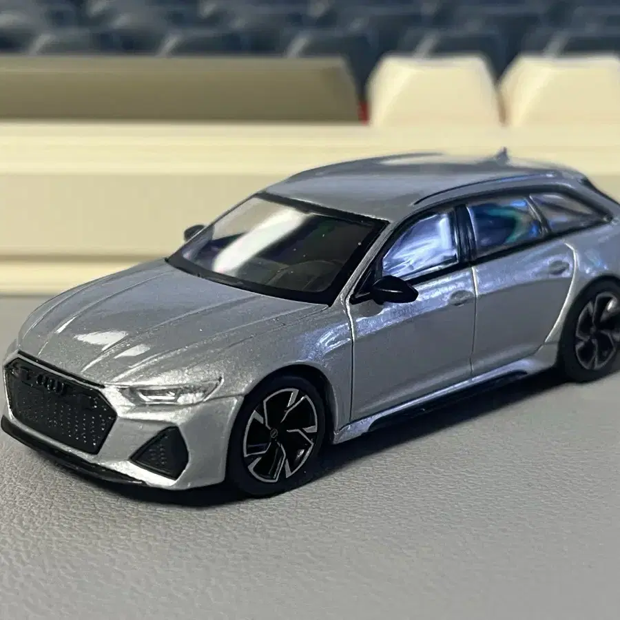 [미니지티] 1:64 아우디 rs6 실버