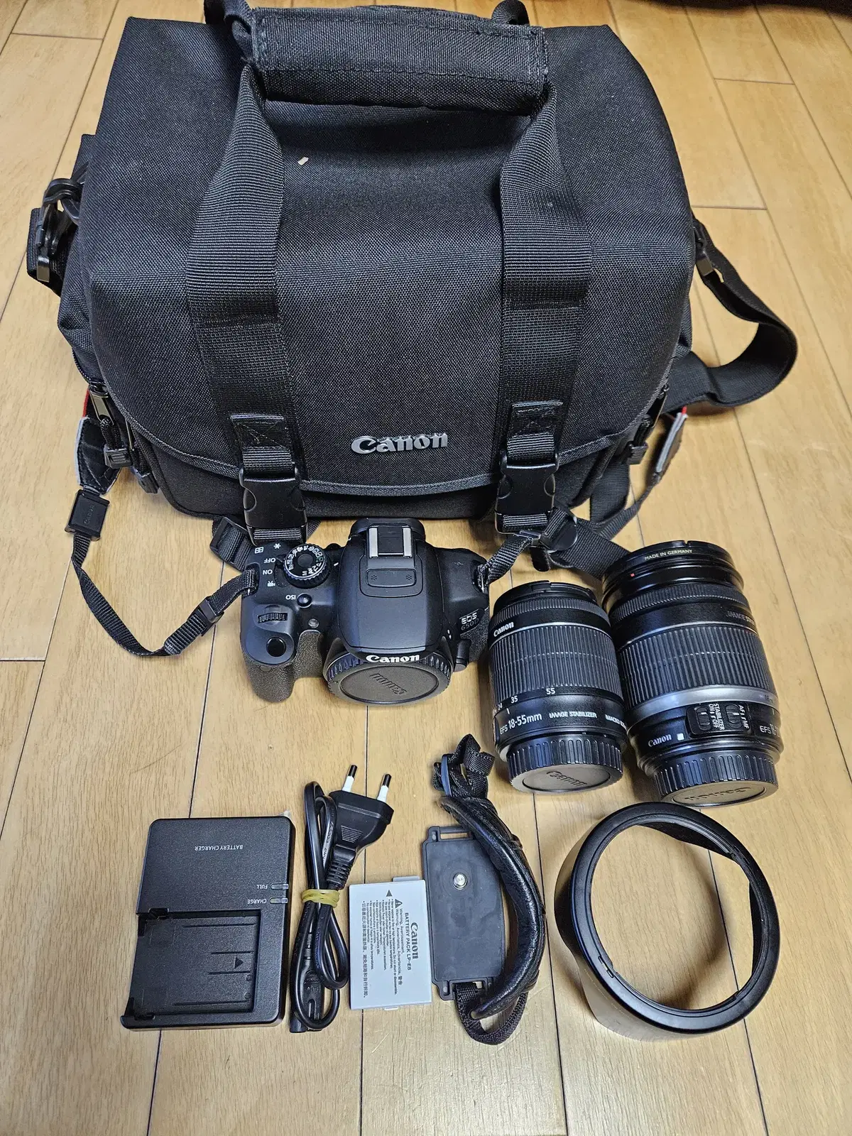 캐논650d 번들킷트+캐논 18-200mm 여행줌 렌즈 판매합니다