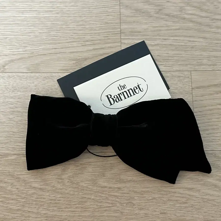 더바넷,Catherine Velvet Bow Clip,thebarnnet