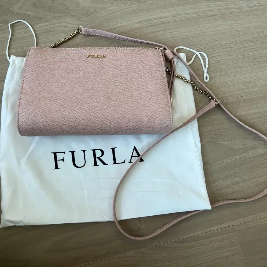 훌라 FURLA 숄더백