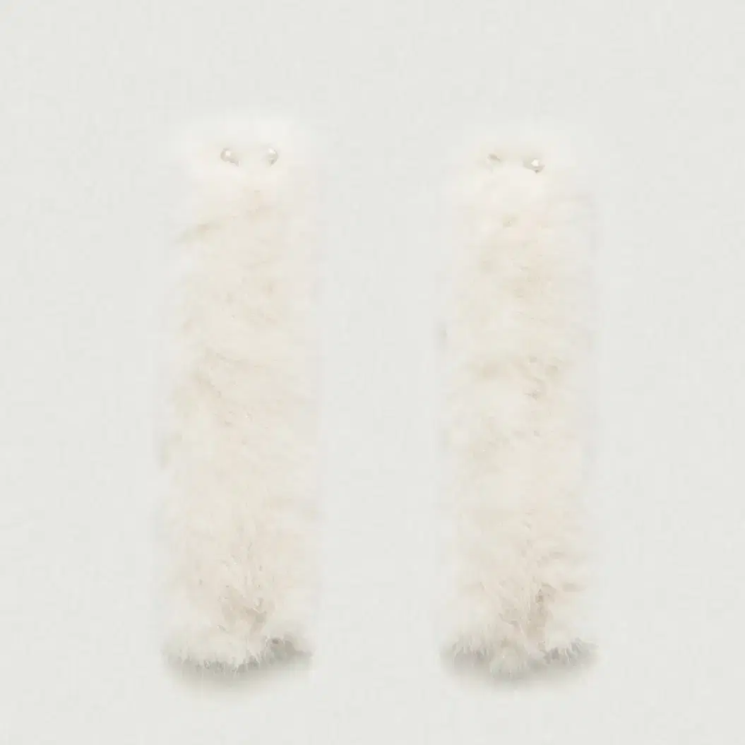 더바넷,Ivory Eco-Fur Warmer