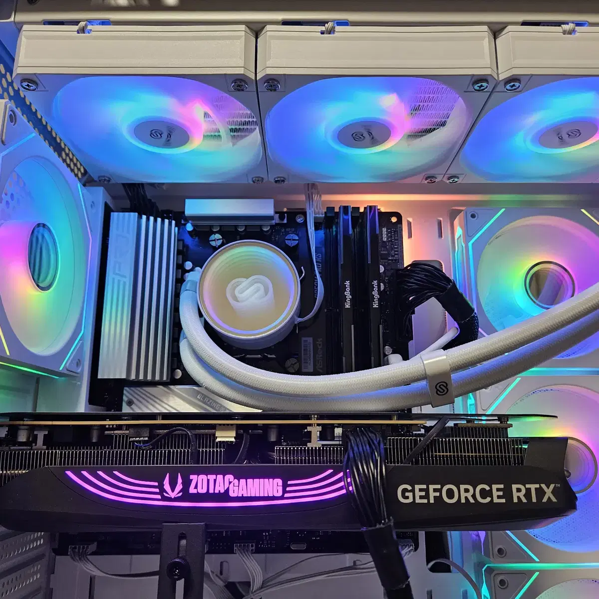 9800x3d, b850m, rtx4080 super 하이엔드급 본체