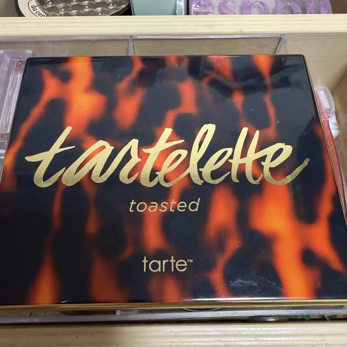 타르트 toasted 아이섀도우 tarte