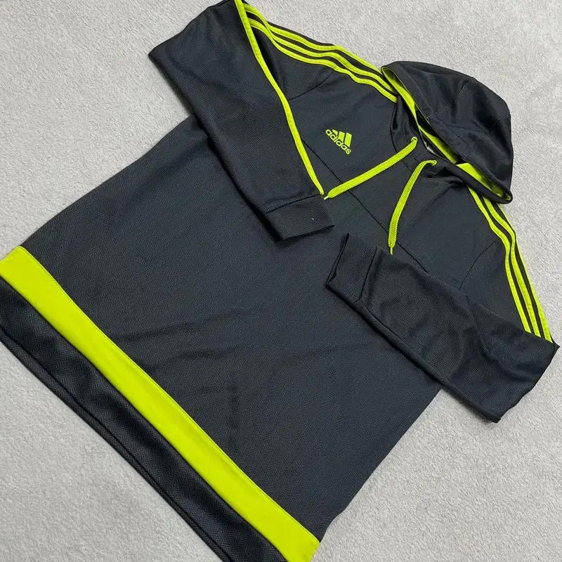 [정품/L] Adidas 아디다스 후드티 블랙 b4