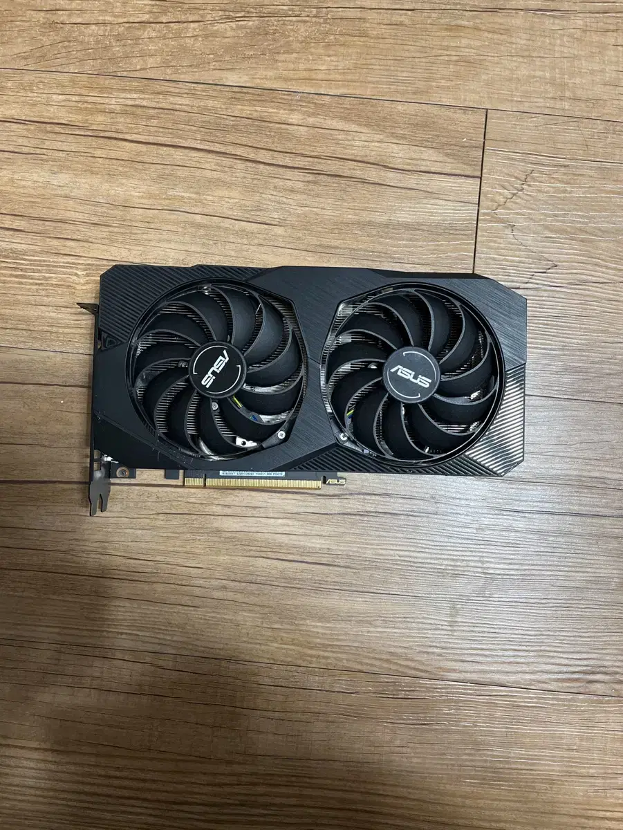 Asus rx5500xt