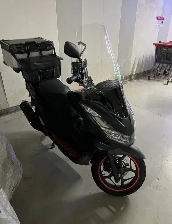 21년식 pcx125 배달셋팅 판매합니다