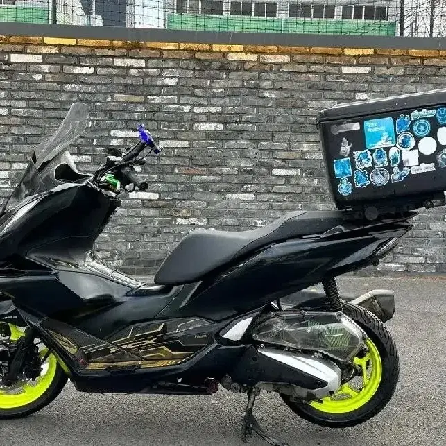 Pcx125ABS 21년식 3만키로 머플러구변 쉐퍼핸들 바이크판매